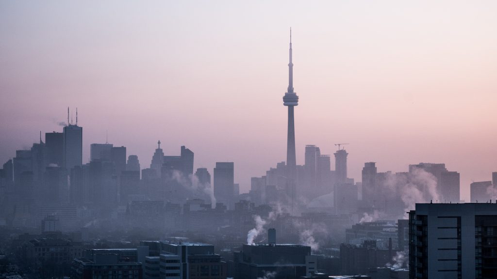 smoggy Toronto skyline